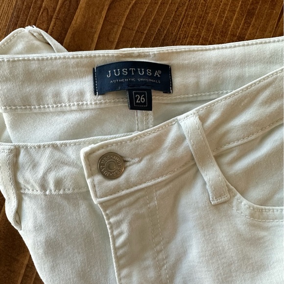 Just USA White Jeans - Picture 2 of 6